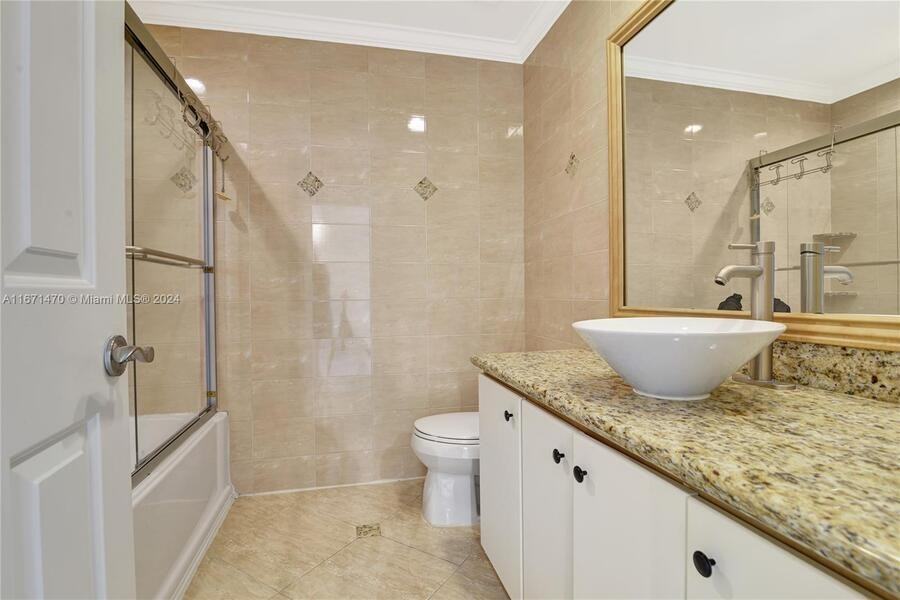 3114 Kingswood Ter #K014