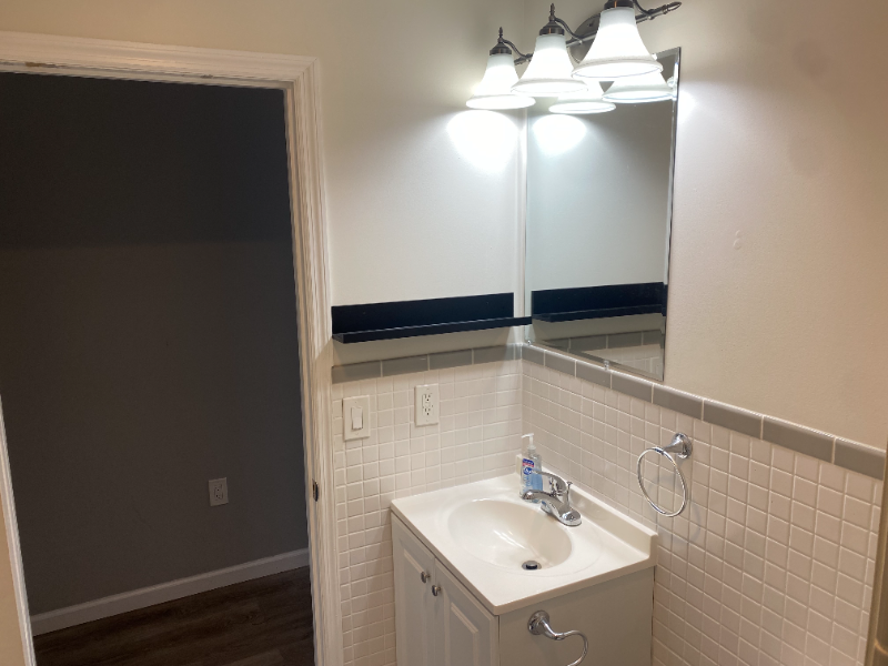 110 Hasbrouck A Rd #1A - Photo 2 of 11