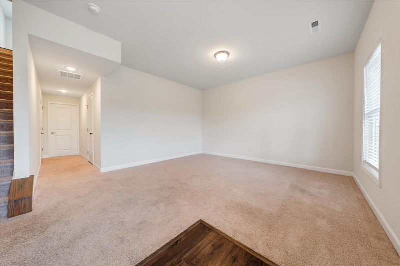 125 Broad St - Photo 3 of 50