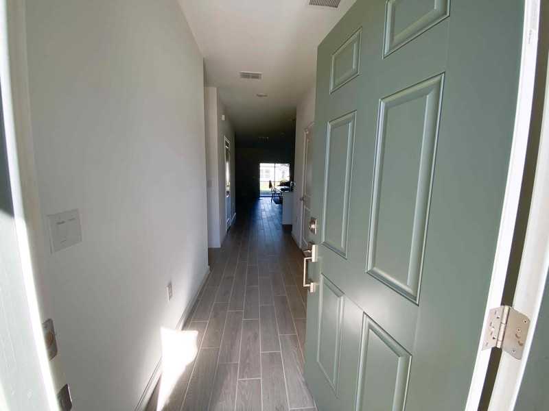 590 Nw 4th Pl - Photo 2 of 16