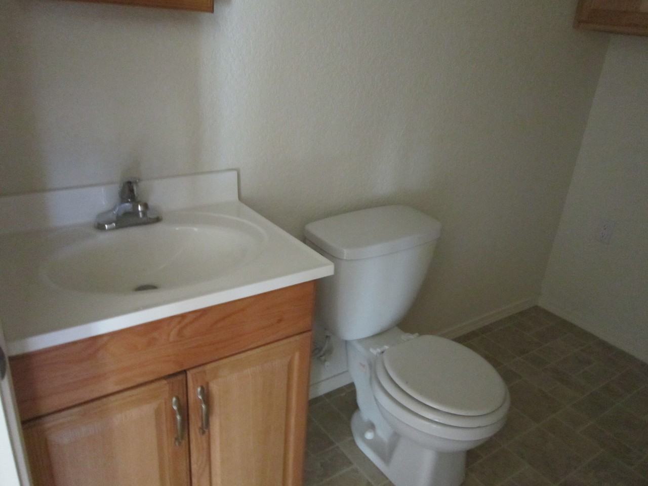 1714 Lancaster Ave - Photo 2 of 23