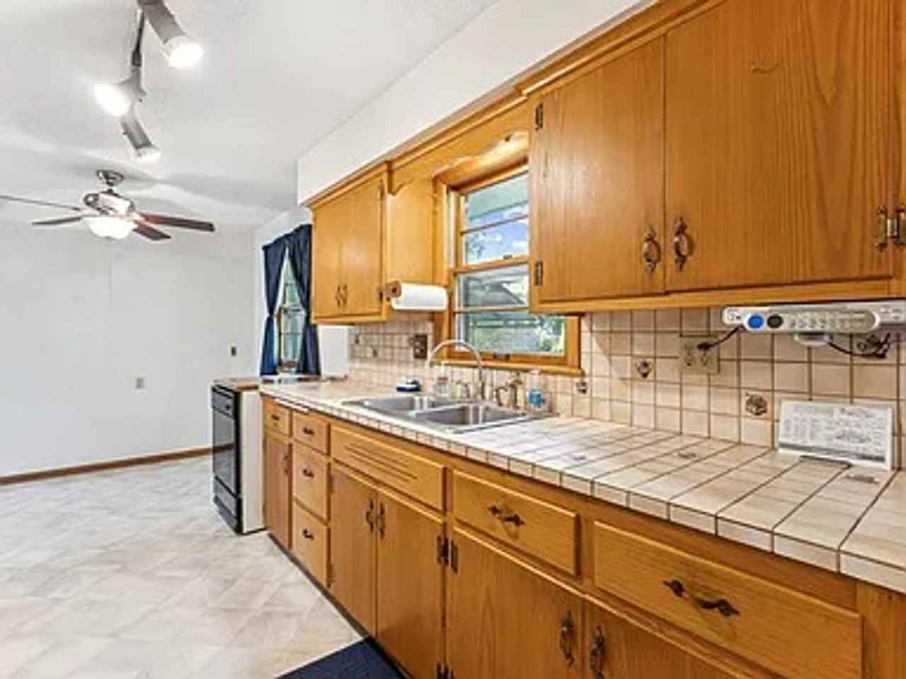 3542 County Road 101 S - Photo 2 of 23