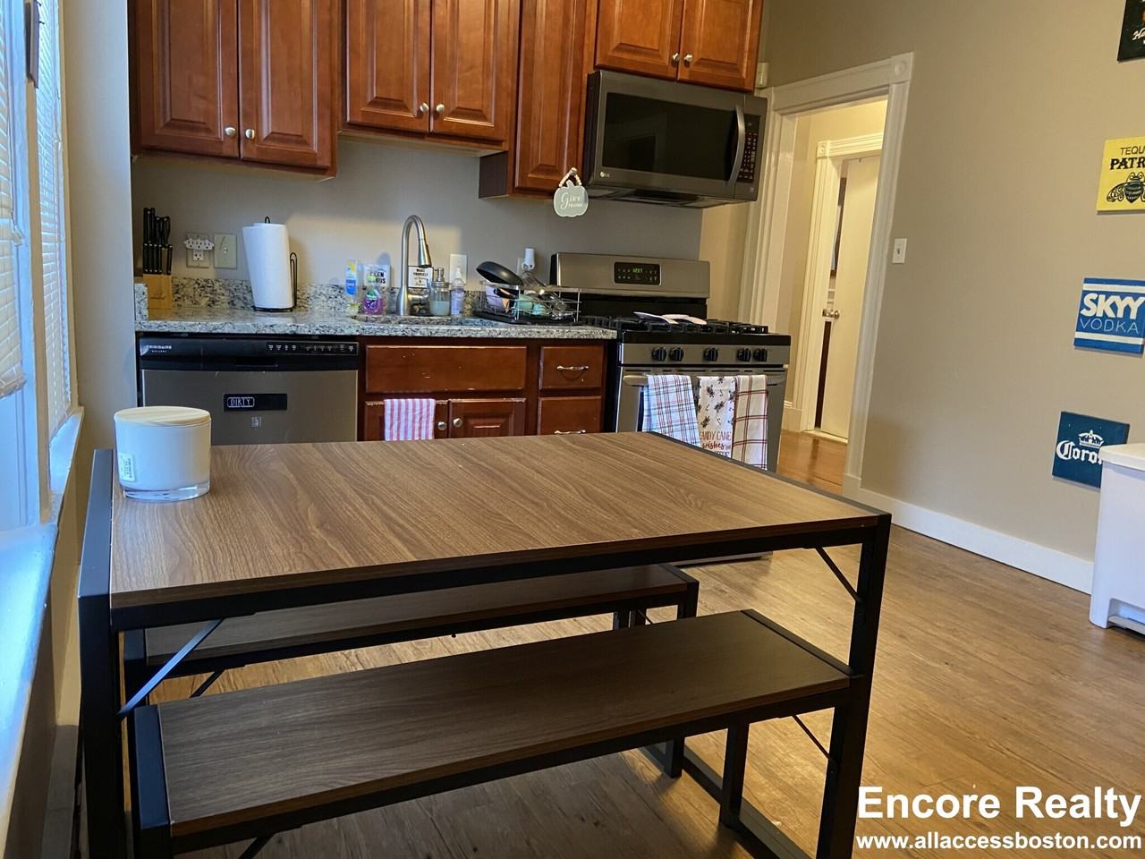 8 Sunset St #1 - Photo 5 of 21