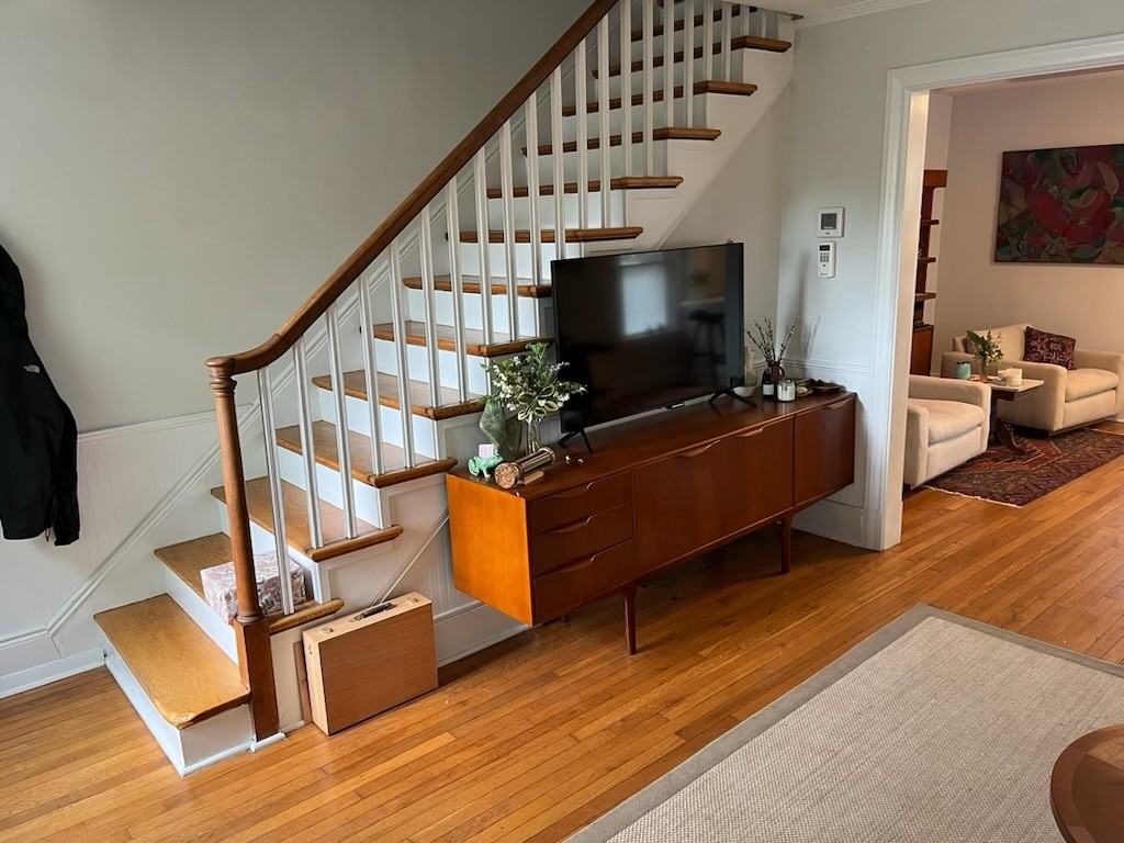 1017 Tilden St #NA - Photo 3 of 16