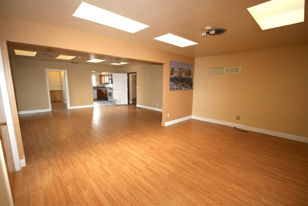 4808 63rd Street - Photo 3 of 23