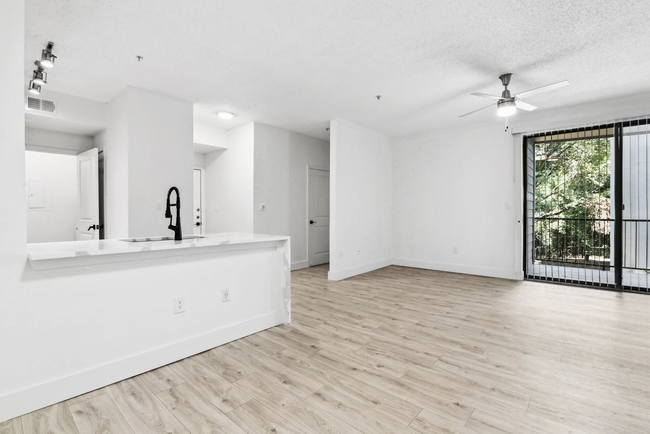 Vail Cliffside - Photo 6 of 33