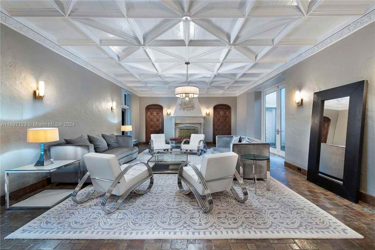 4745 Pine Tree Dr - Photo 2 of 35