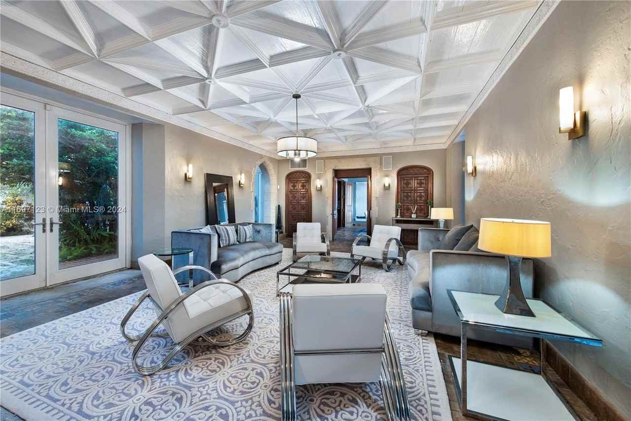 4745 Pine Tree Dr - Photo 3 of 35