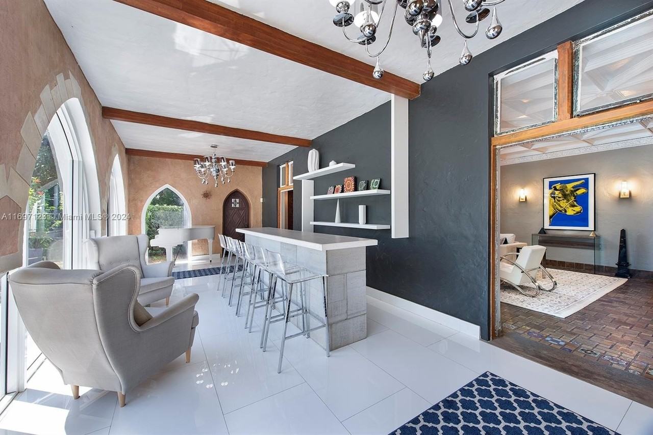 4745 Pine Tree Dr - Photo 6 of 35