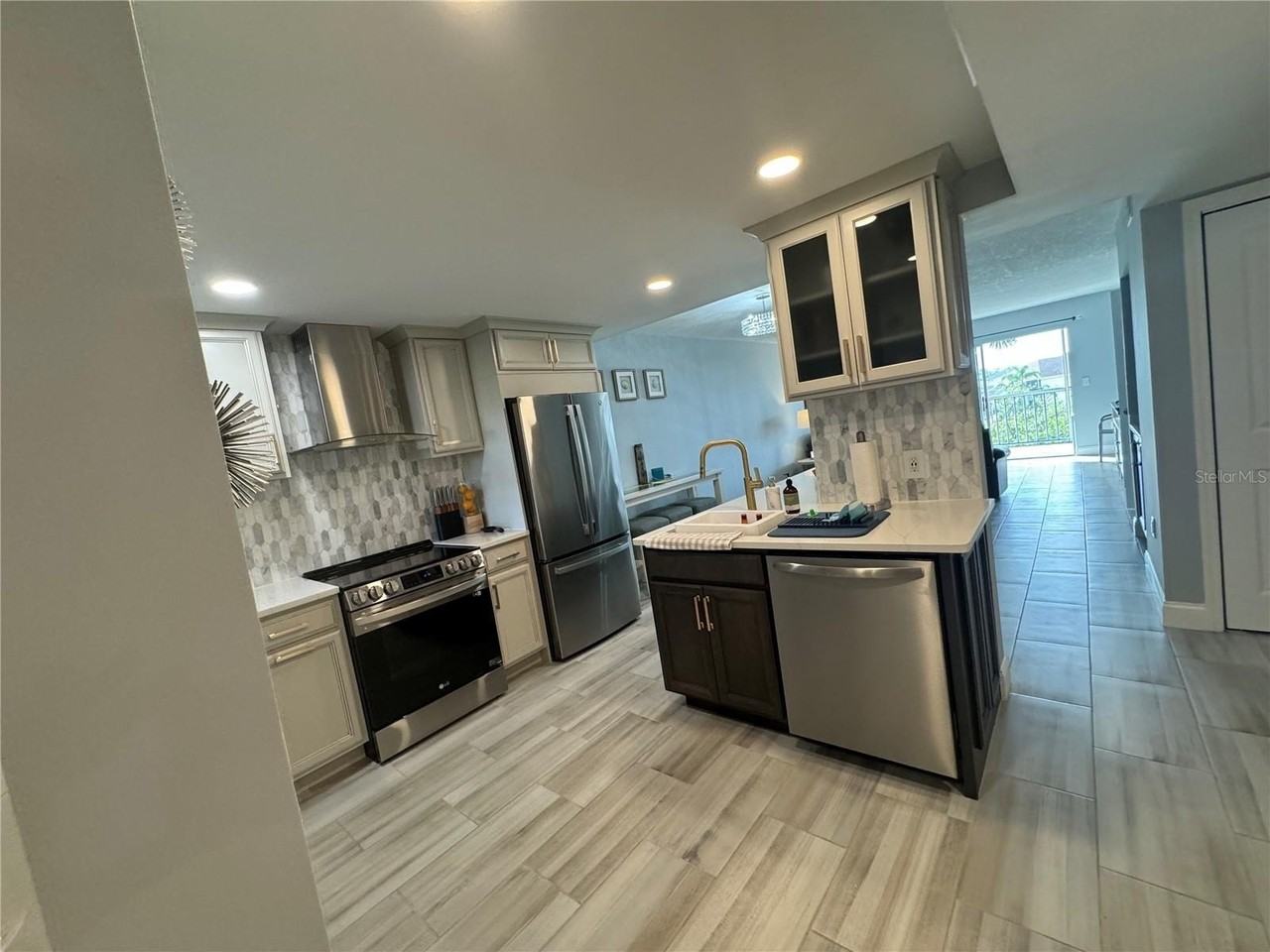 5537 Sea Forest Dr #208 - Photo 3 of 26