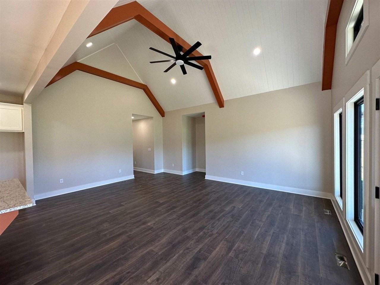 1184 County House Ln - Photo 7 of 27
