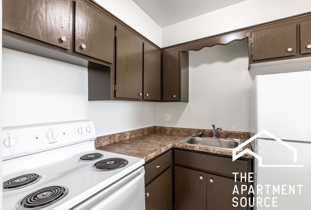 7300 W North Ave #5E - Photo 2 of 17