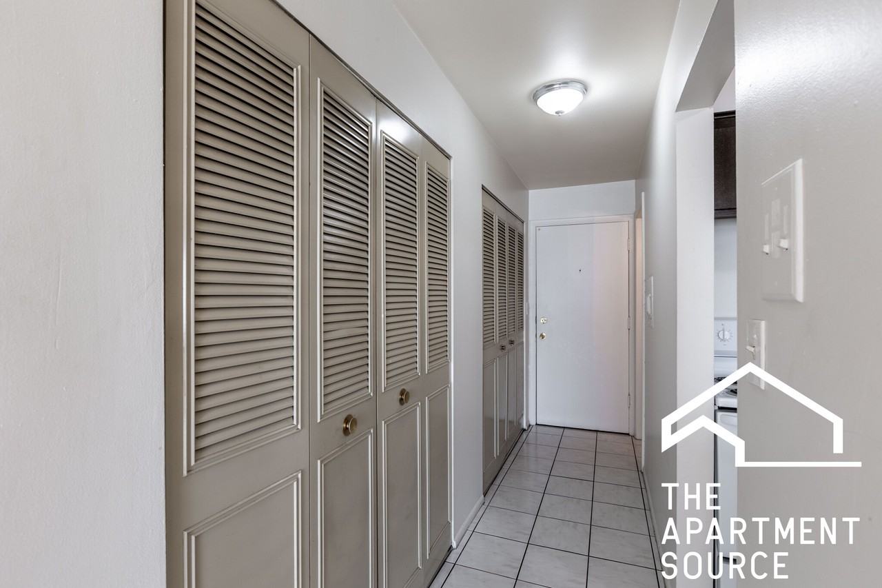 7300 W North Ave #5E - Photo 6 of 17