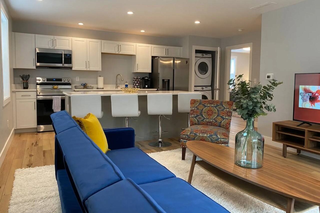 176 Buttles Ave - Photo 3 of 7