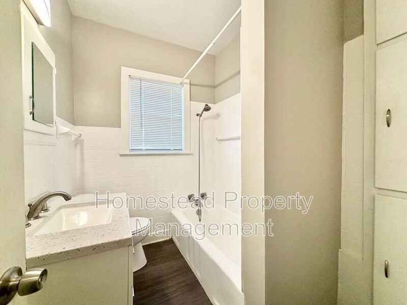 3128 Nw 16th St - Photo 3 of 19