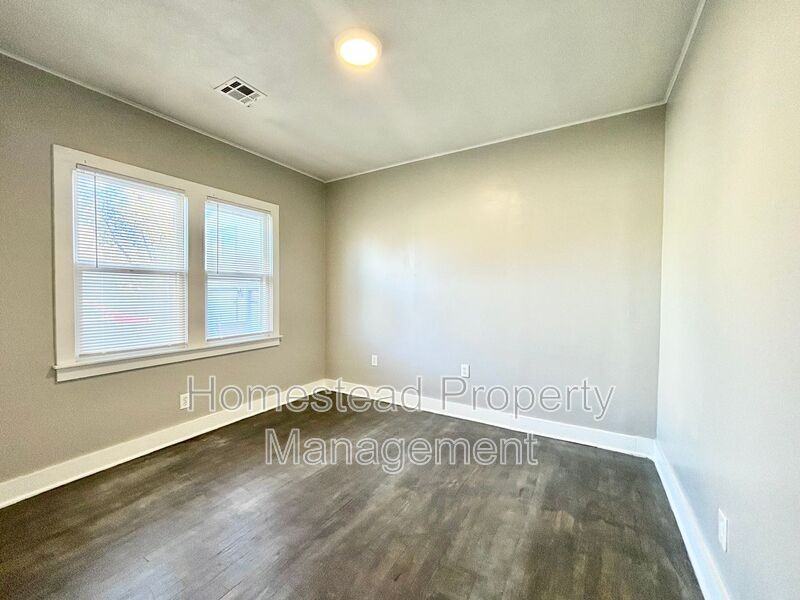 3128 Nw 16th St - Photo 5 of 19