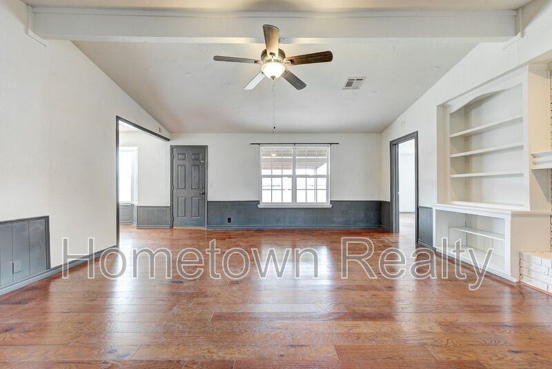 1300 Kelly Park Rd - Photo 4 of 39