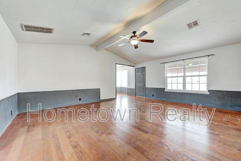 1300 Kelly Park Rd - Photo 5 of 39