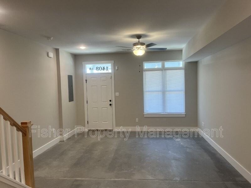 1422 Spotsylvania St - Photo 3 of 23