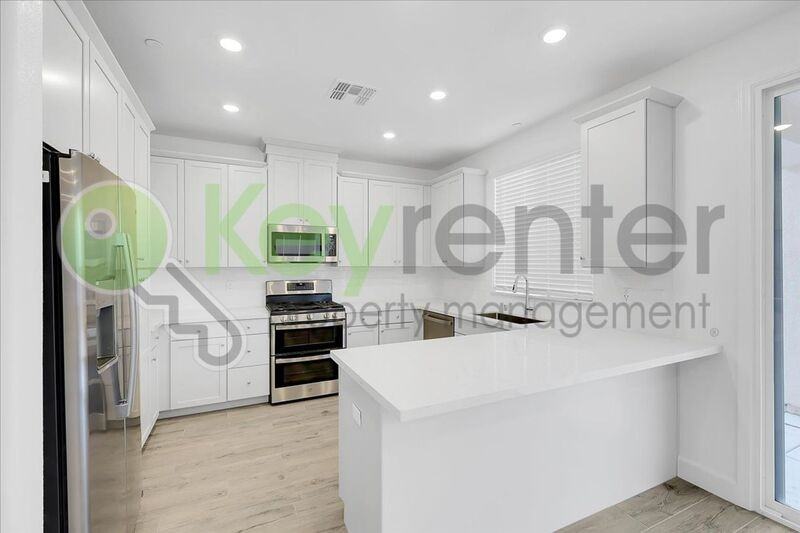 1049 Caraballo Dr - Photo 2 of 37