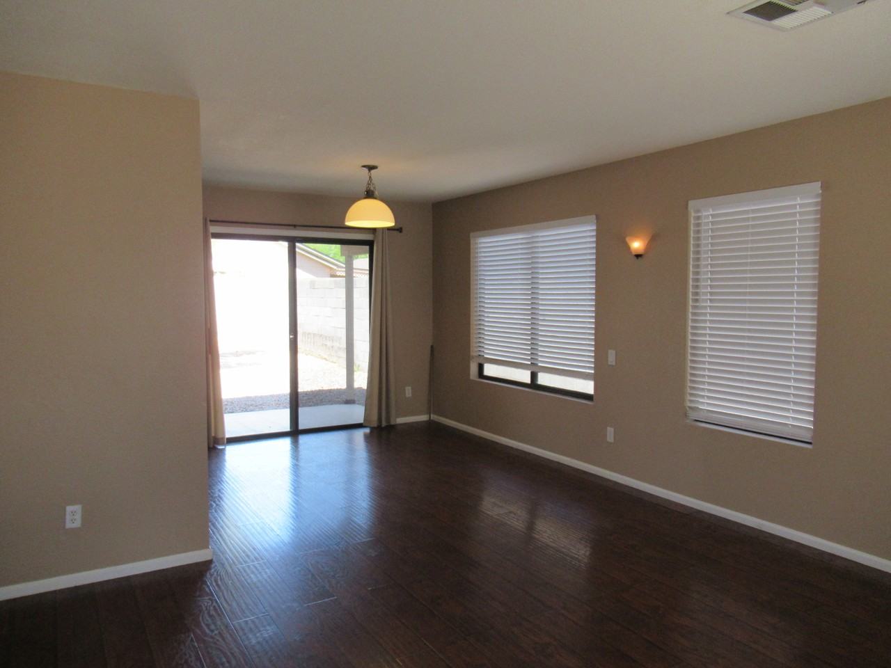 3142 W Foothill Dr - Photo 6 of 24