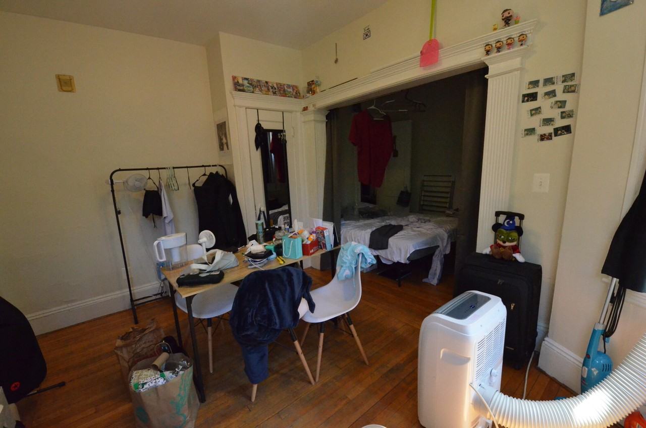 Burbank St #14 - Photo 5 of 9