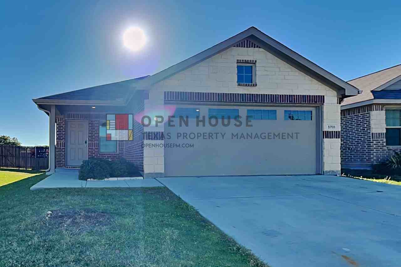 5701 Honey Creek St - Photo 2 of 20