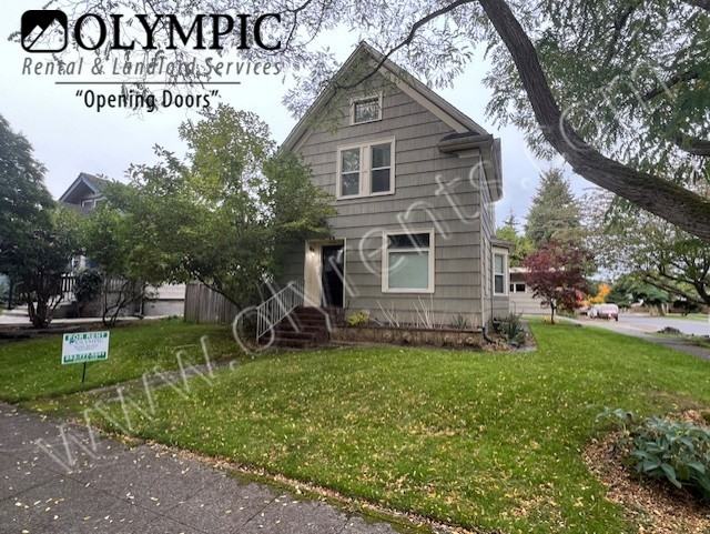 1030 N Oakes St - Photo 3 of 30