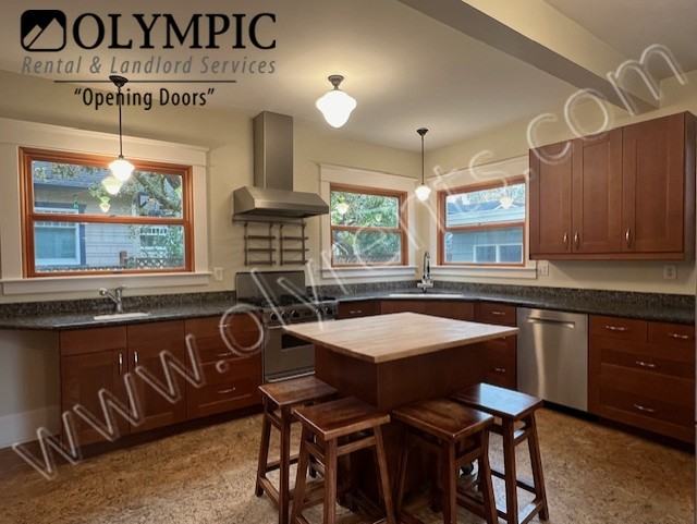 1030 N Oakes St - Photo 7 of 31