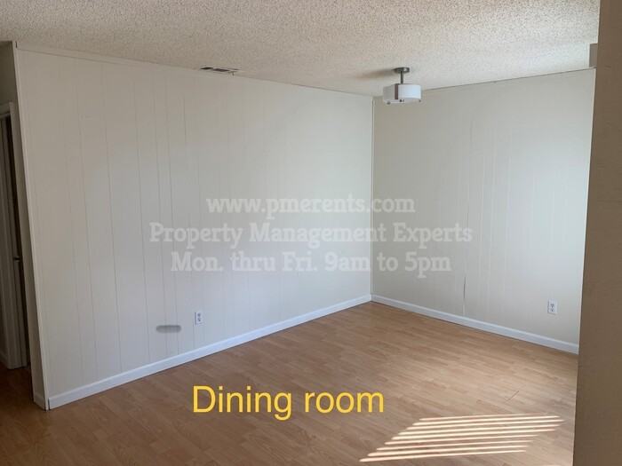 3229 Blue Ridge Cir - Photo 3 of 13