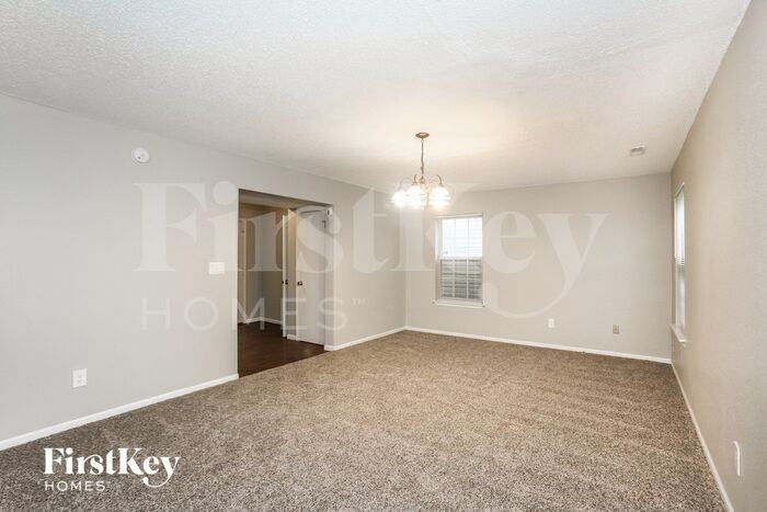 4340 Autumn Crest Ct - Photo 3 of 16