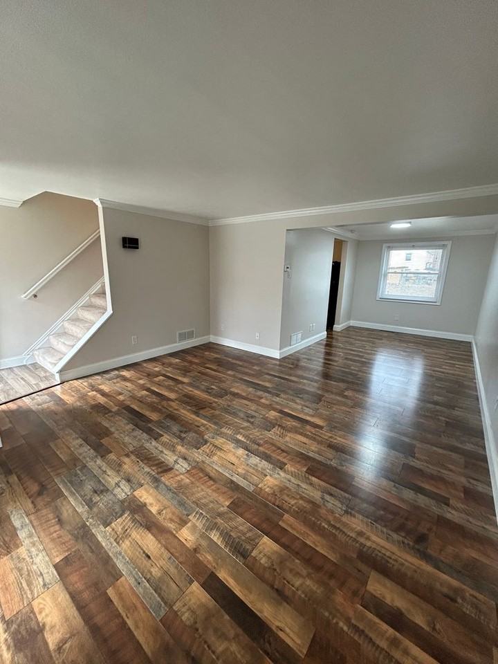 1670 Brodhead Road - Photo 5 of 38