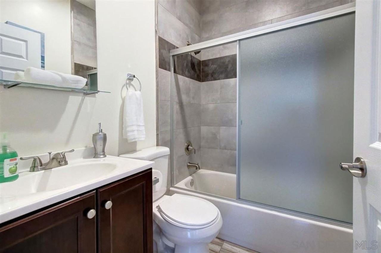 SARANAC STREET 7227 - Photo 4 of 14