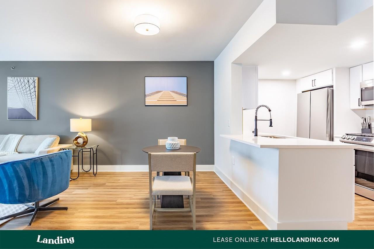 1221 South Eads St - Photo 3 of 50