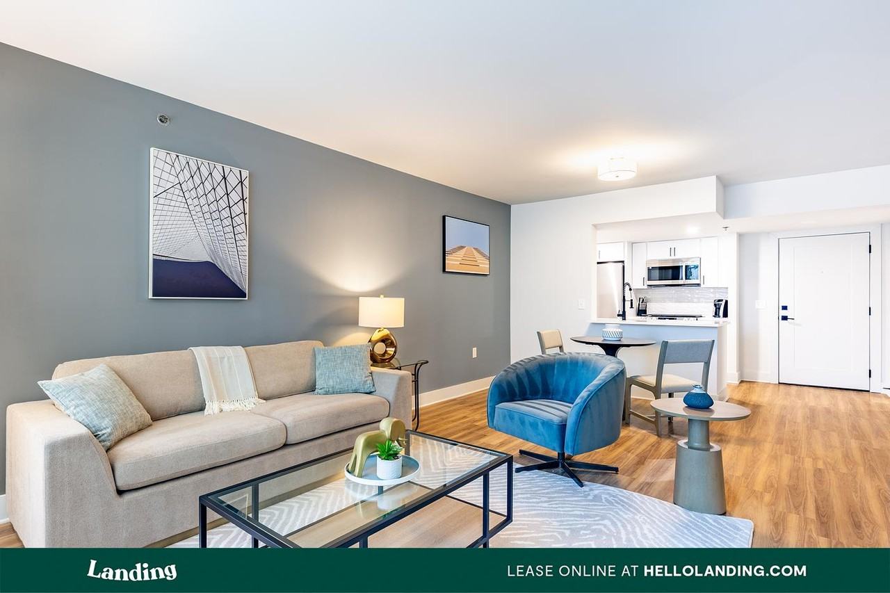 1221 South Eads St - Photo 5 of 50