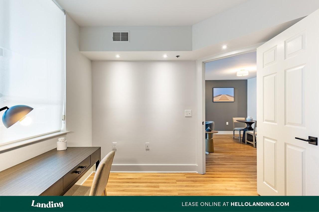 1221 South Eads St - Photo 7 of 50