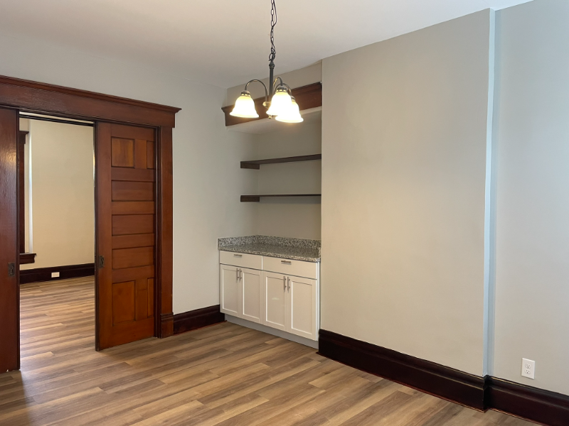 1507 Michigan Ave - Photo 6 of 28