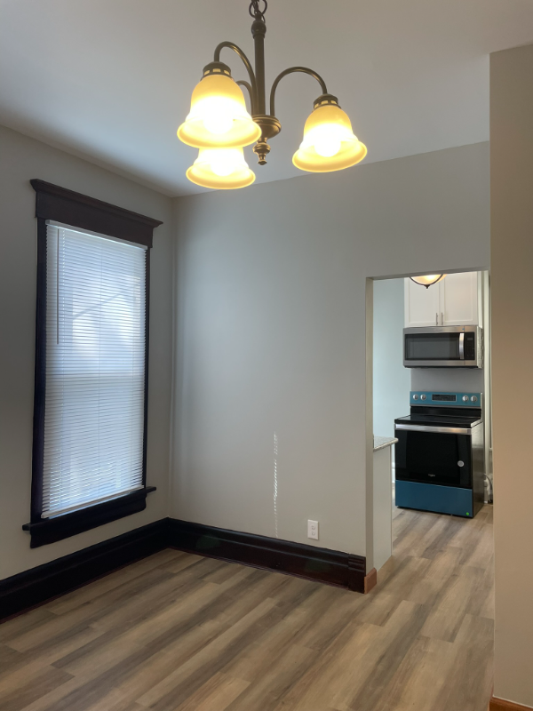 1507 Michigan Ave - Photo 7 of 28