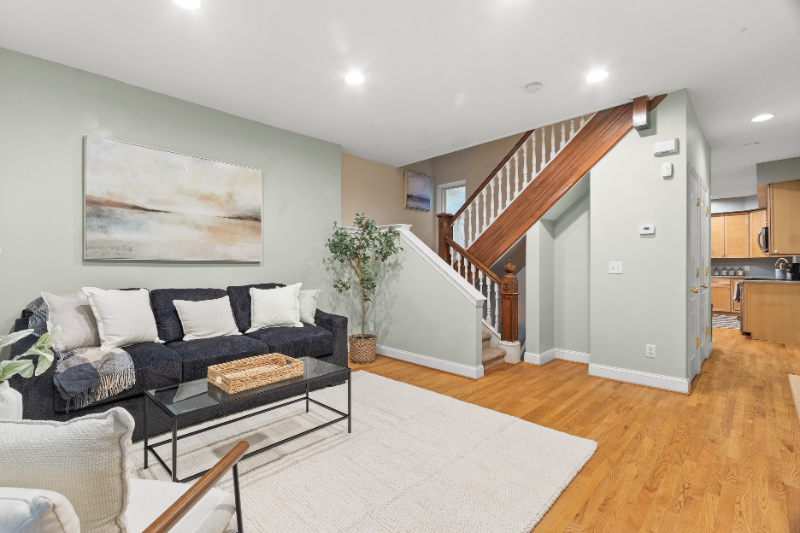 108 Winchester Pl - Photo 3 of 20