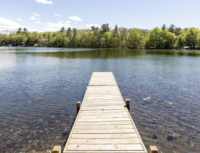 18859 Lakewood Cir - Photo 2 of 11