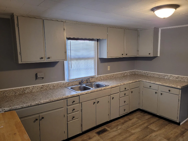 102 2nd St - Photo 2 of 8