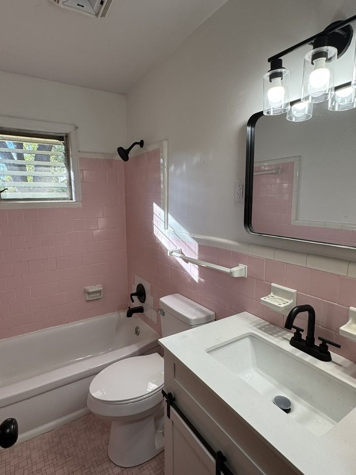 714 Avondale Rd - Photo 7 of 27