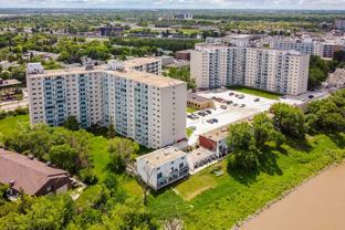 Riverside Plaza - Photo 1 of 1