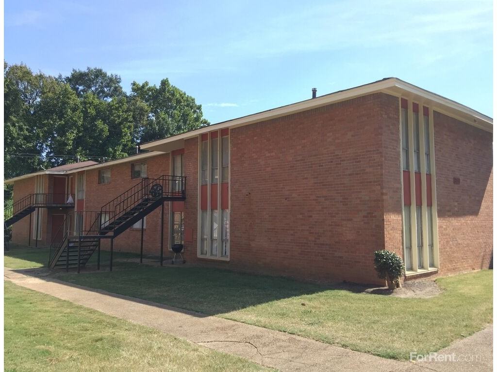 Willow Oaks - Photo 2 of 19