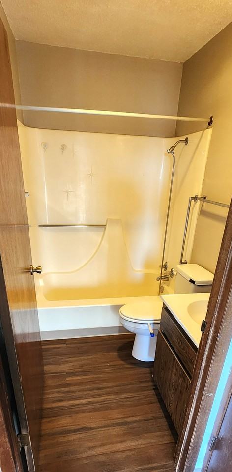 Southern Hills Apartments - Photo 7 of 13