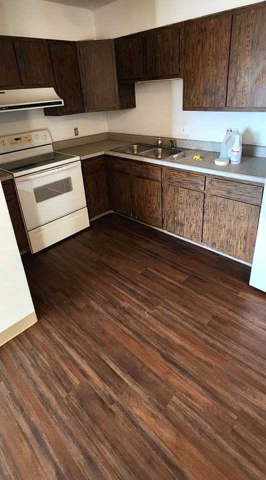 Southern Hills Apartments - Photo 3 of 13