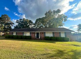 107 Hampton Ave - Photo 1 of 1