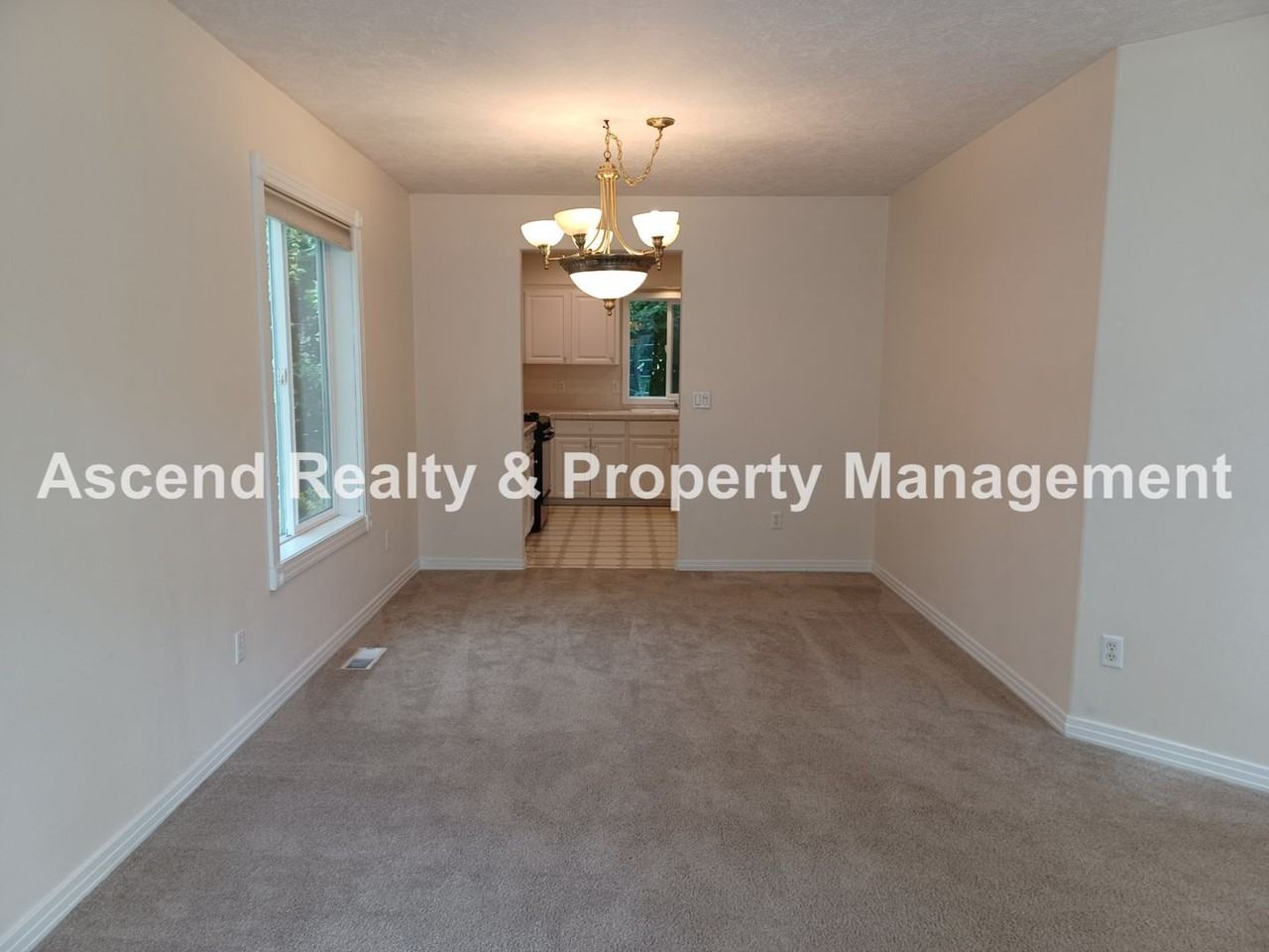 8523 Sw Marissa Dr - Photo 2 of 16