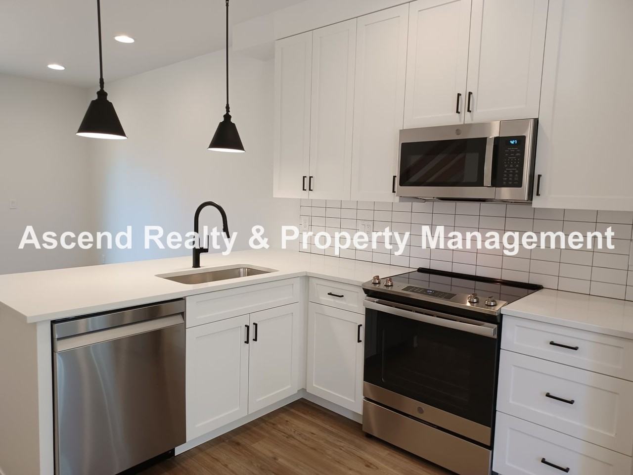 5311 Ne 14th Pl - Photo 6 of 28