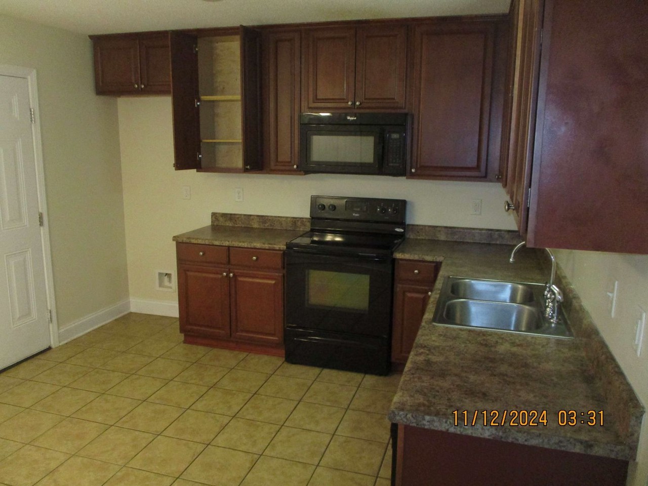 215 Glade Ln - Photo 4 of 4
